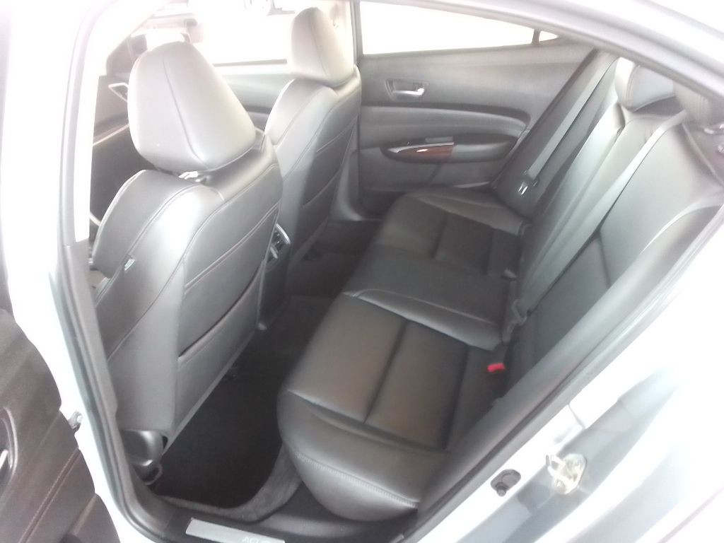 2015 Acura TL Image 16