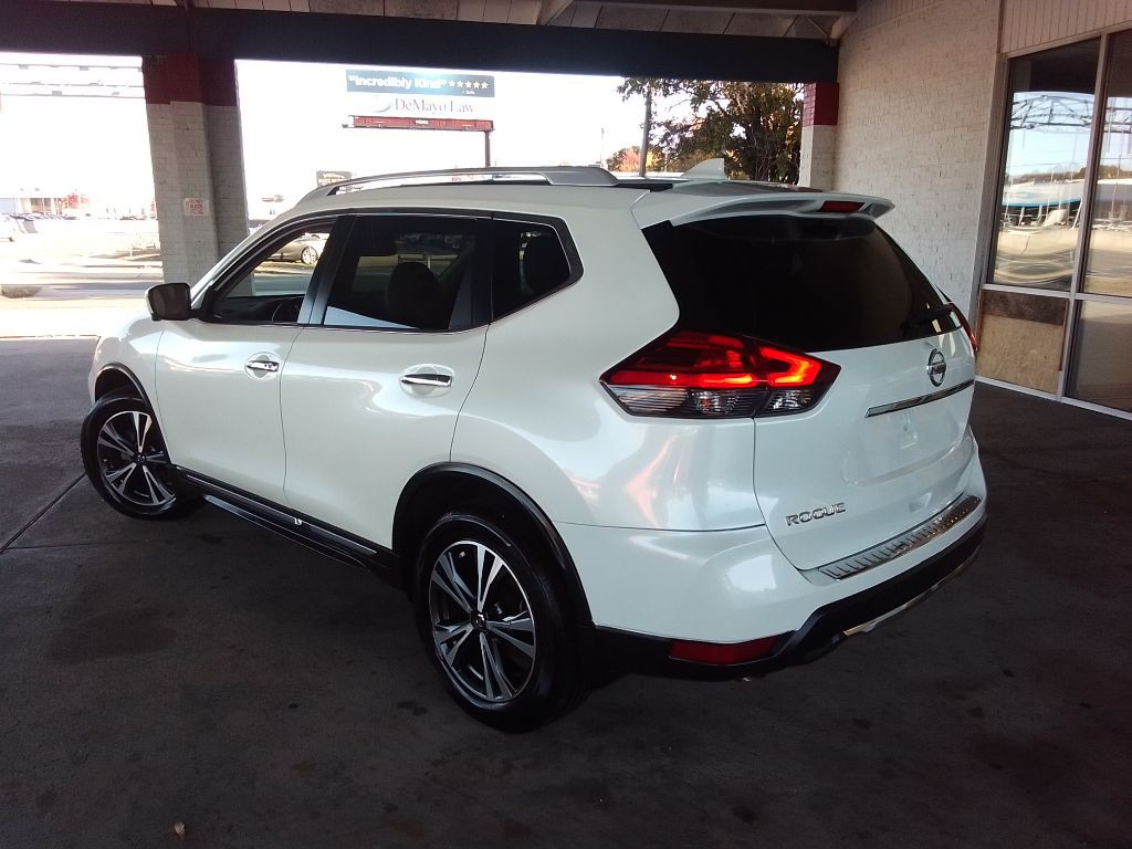 2017 Nissan Rogue Image 4