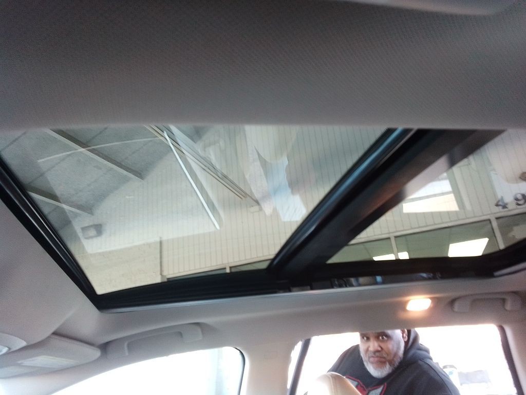 2017 Nissan Rogue Image 17