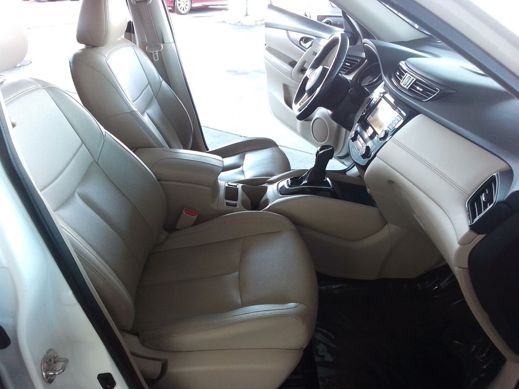 2017 Nissan Rogue Image 20