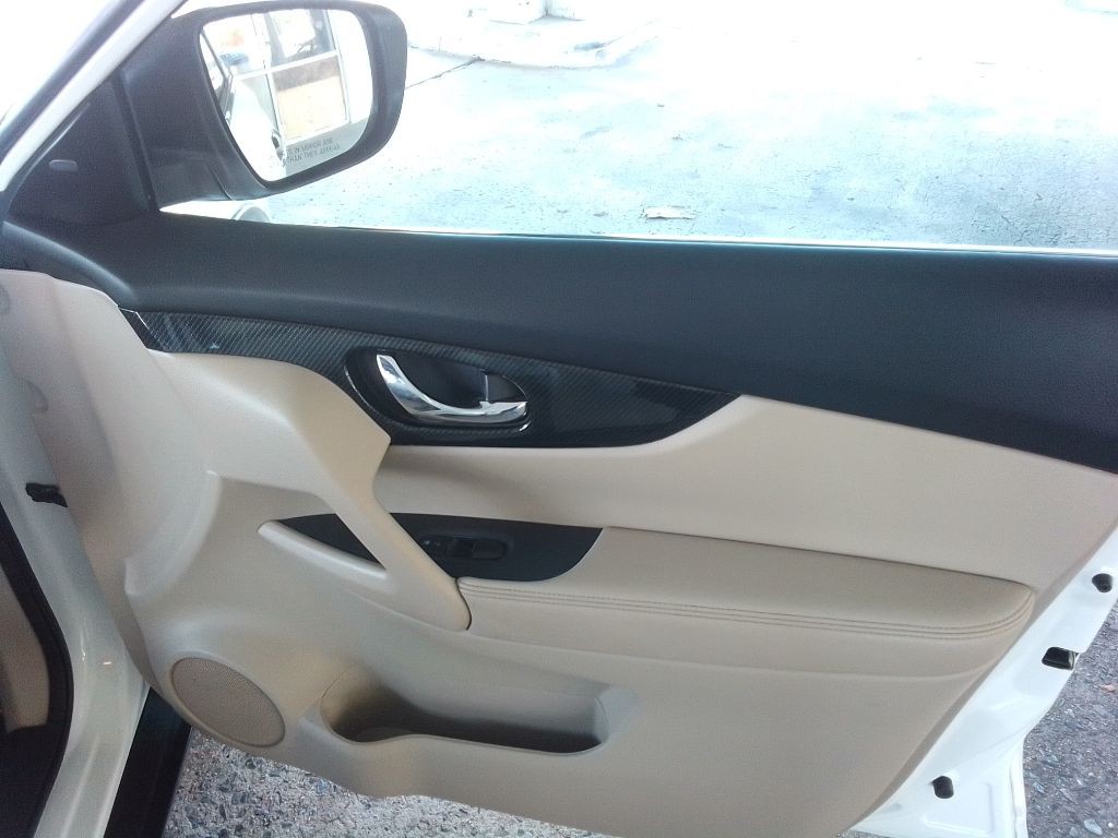 2017 Nissan Rogue Image 25