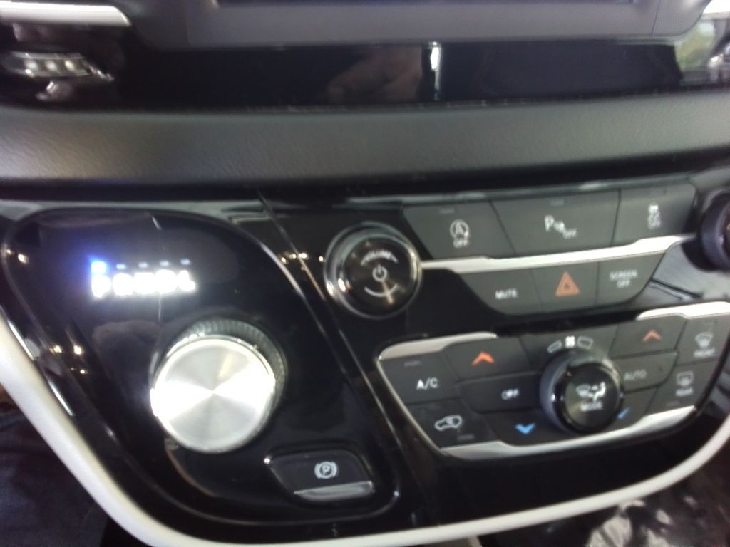 2018 Chrysler Pacifica Image 13