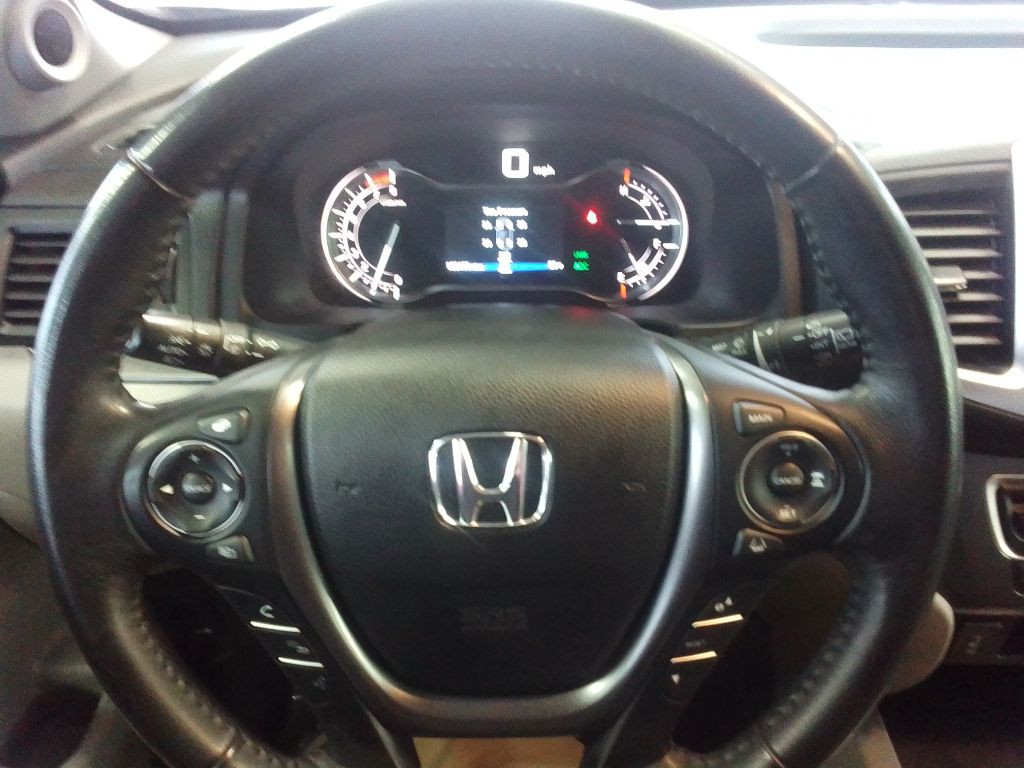 2016 Honda Pilot Image 8