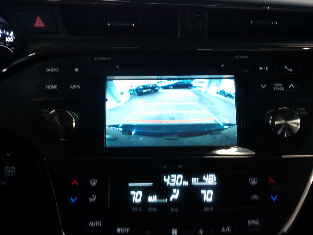 2017 Toyota Avalon Image 13