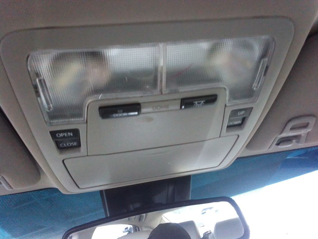 2017 Toyota Avalon Image 14