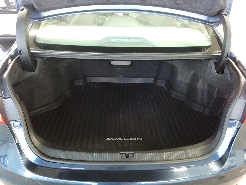 2017 Toyota Avalon Image 20