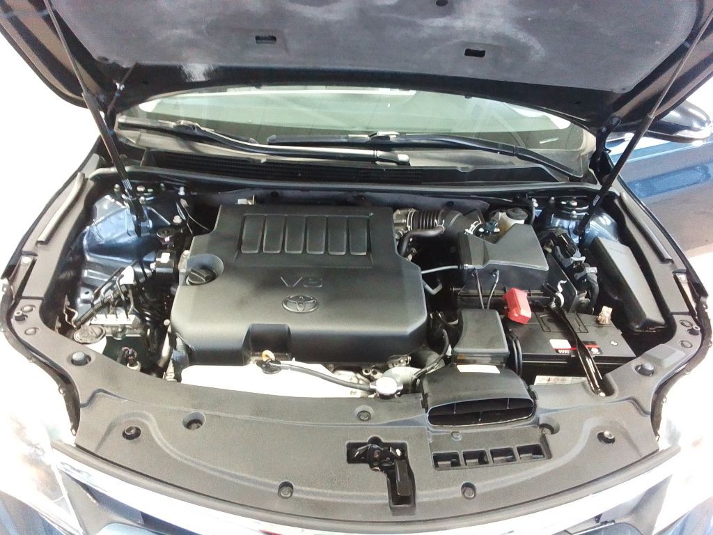 2017 Toyota Avalon Image 25