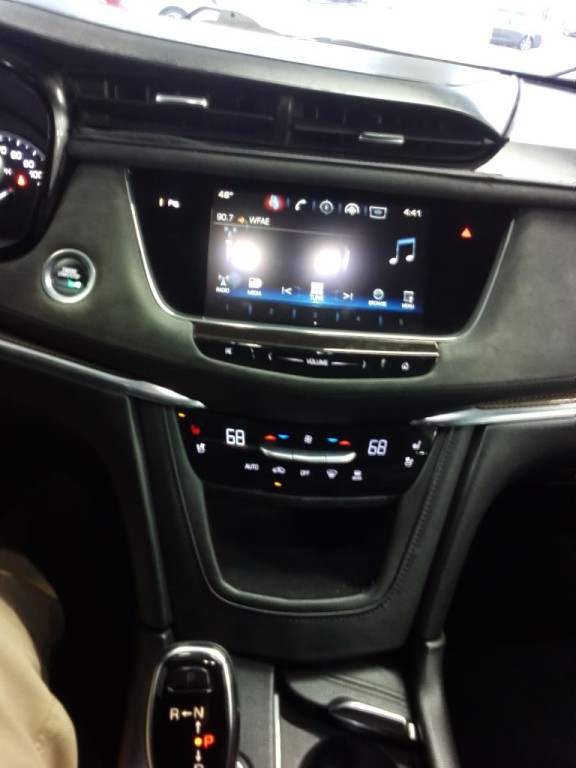2017 Cadillac XT5 Image 9