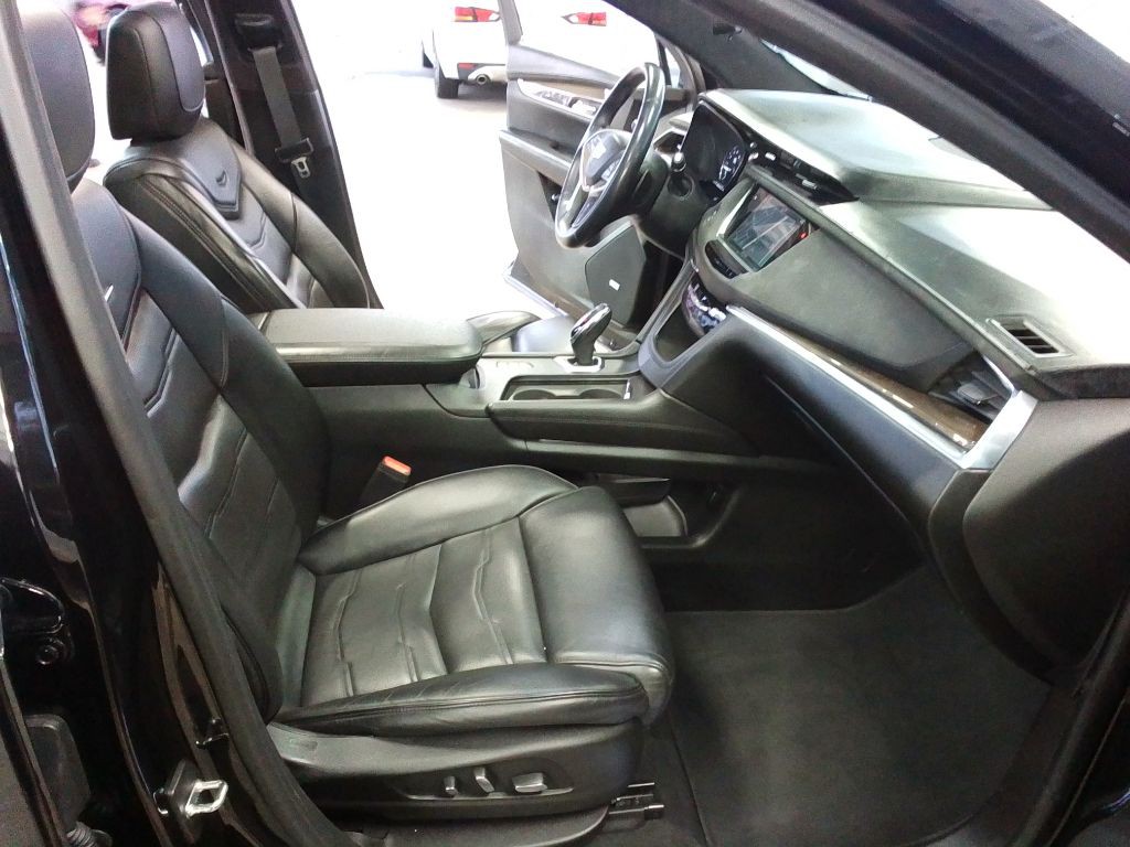 2017 Cadillac XT5 Image 19