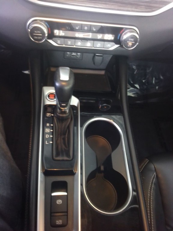 2020 Nissan Altima Image 11