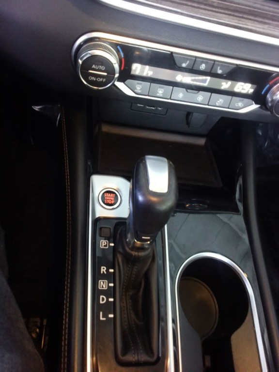 2020 Nissan Altima Image 12