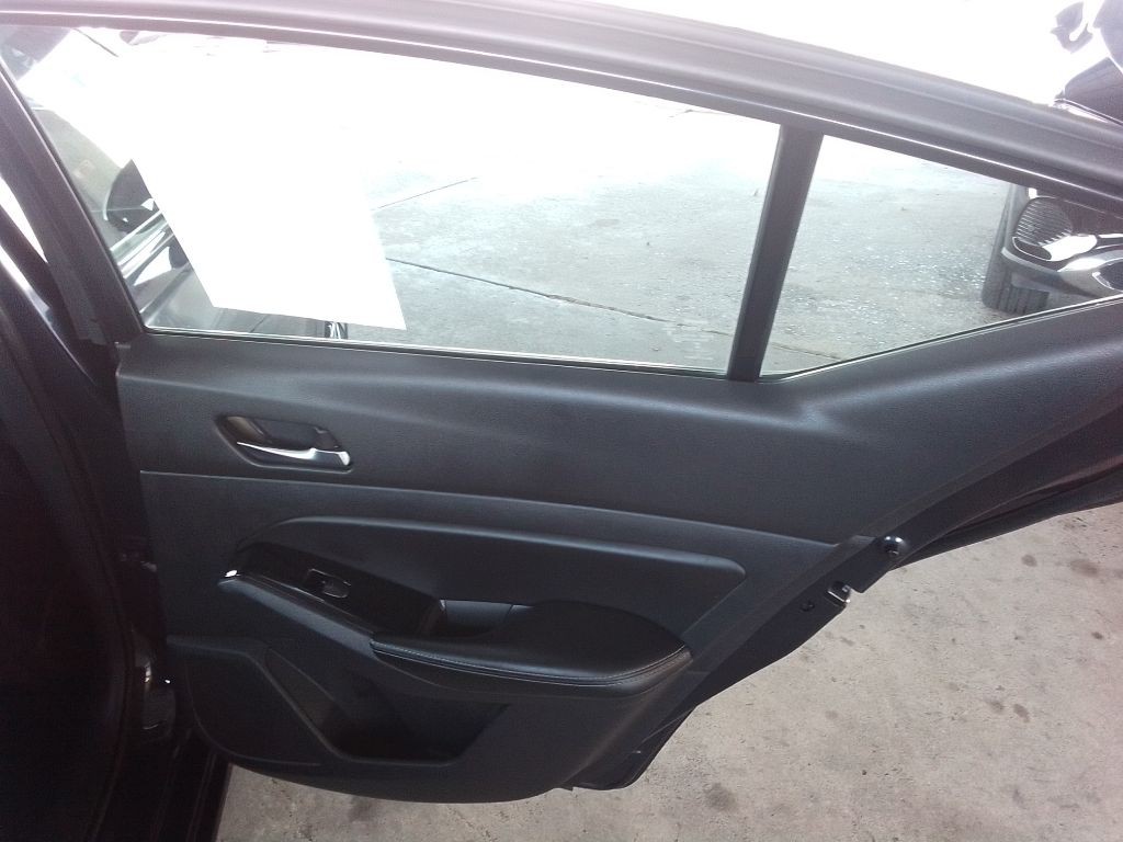 2020 Nissan Altima Image 25