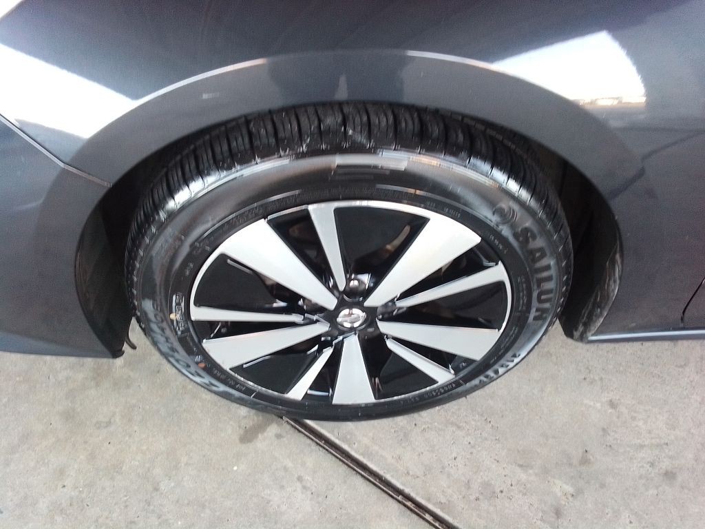 2020 Nissan Altima Image 27