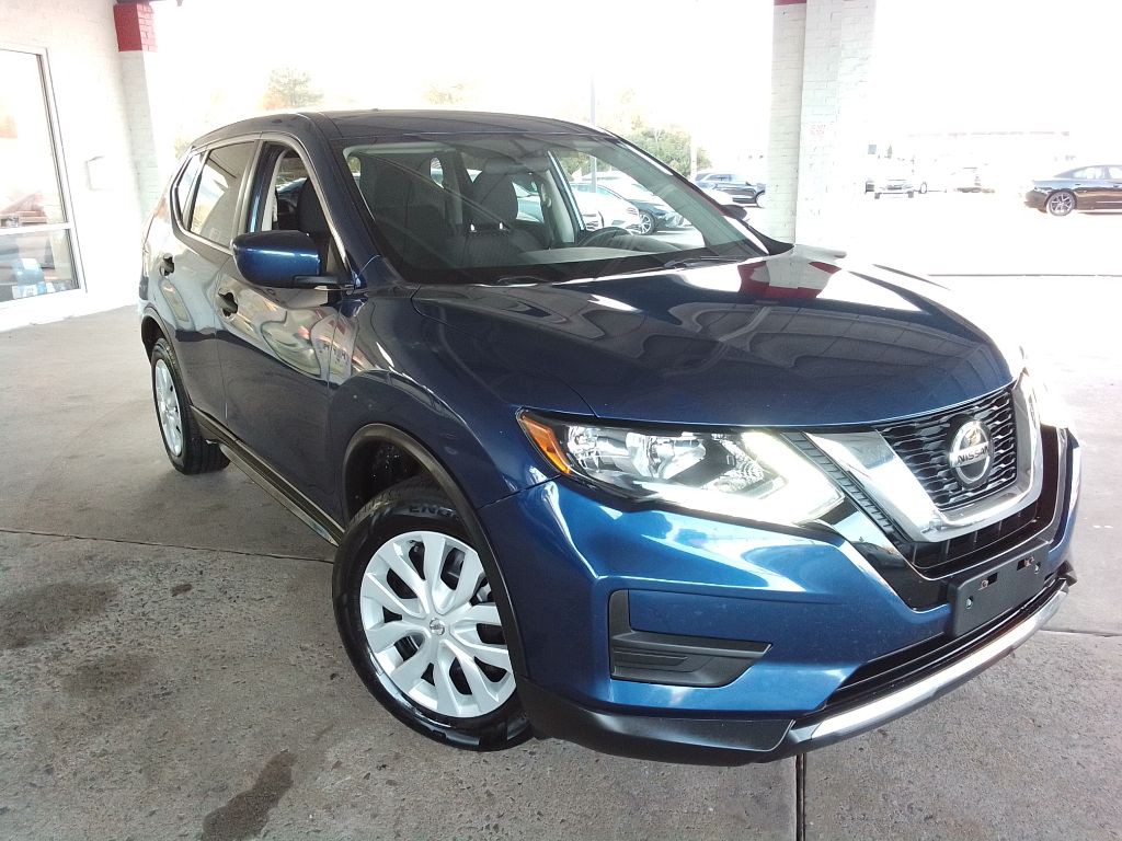 2018 Nissan Rogue Image 3