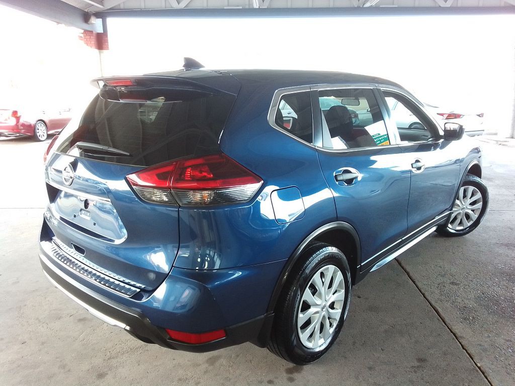 2018 Nissan Rogue Image 5