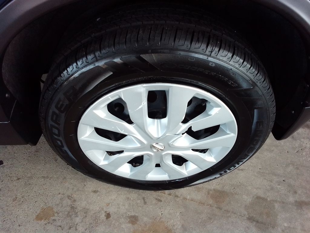 2018 Nissan Rogue Image 23