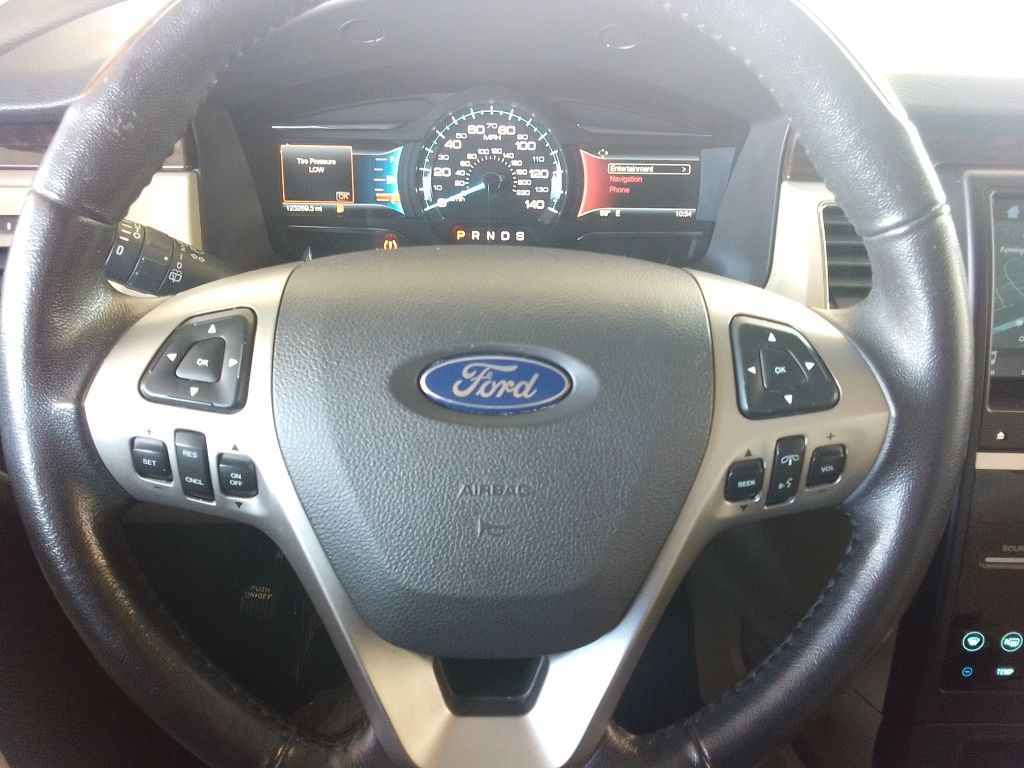 2017 Ford Flex Image 8