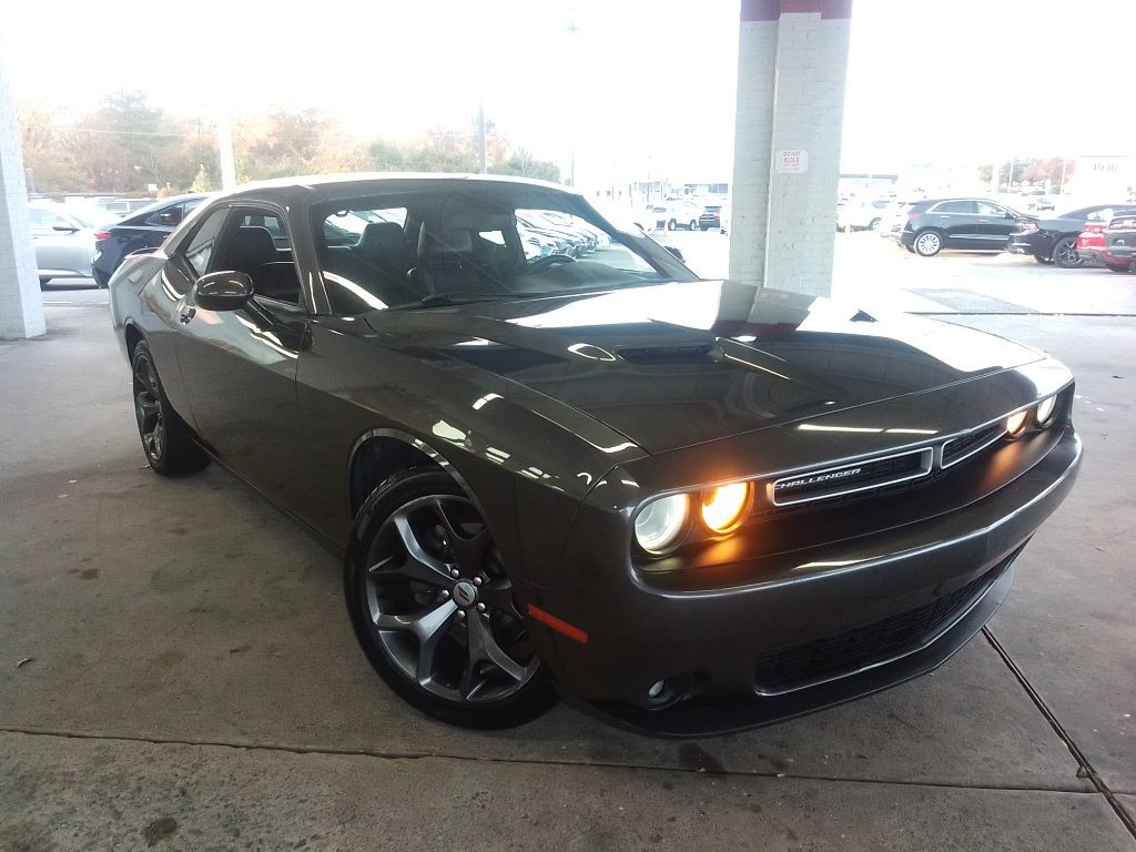2018 Dodge Challenger Image 3