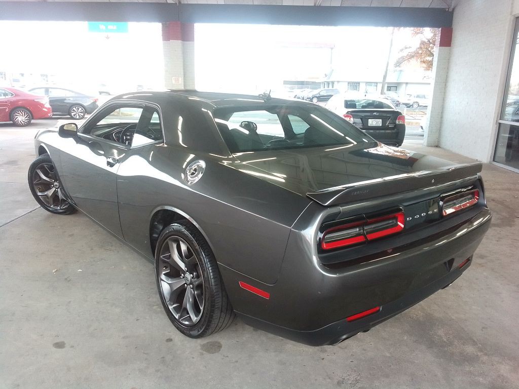 2018 Dodge Challenger Image 4