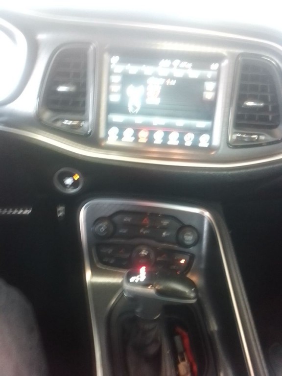 2018 Dodge Challenger Image 8