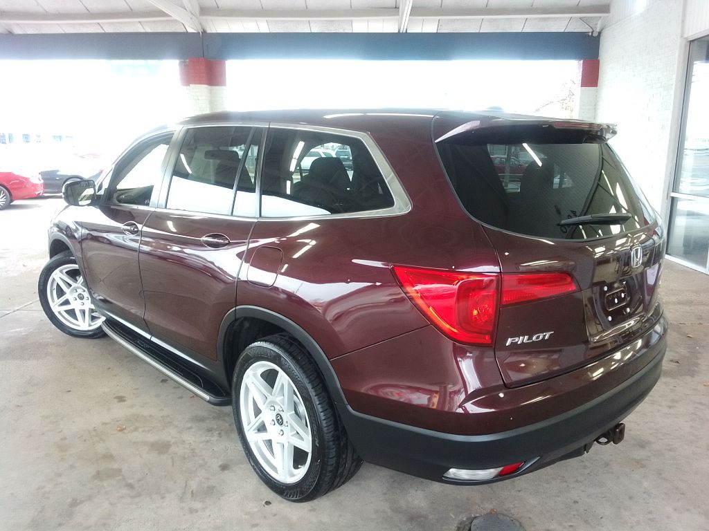 2017 Honda Pilot Image 4