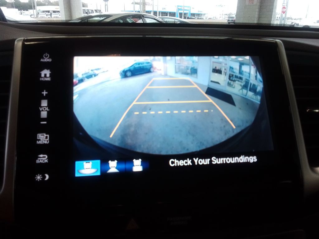 2017 Honda Pilot Image 12