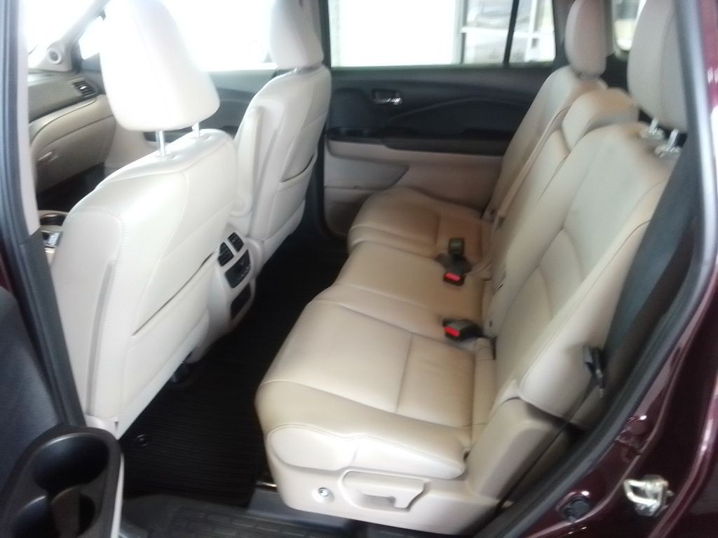 2017 Honda Pilot Image 15