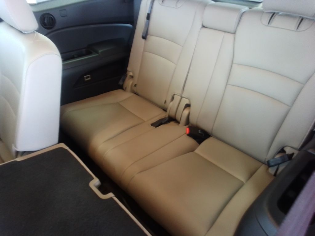 2017 Honda Pilot Image 16