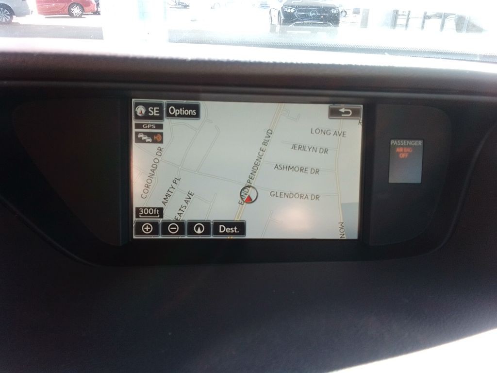 2016 Lexus ES Image 13