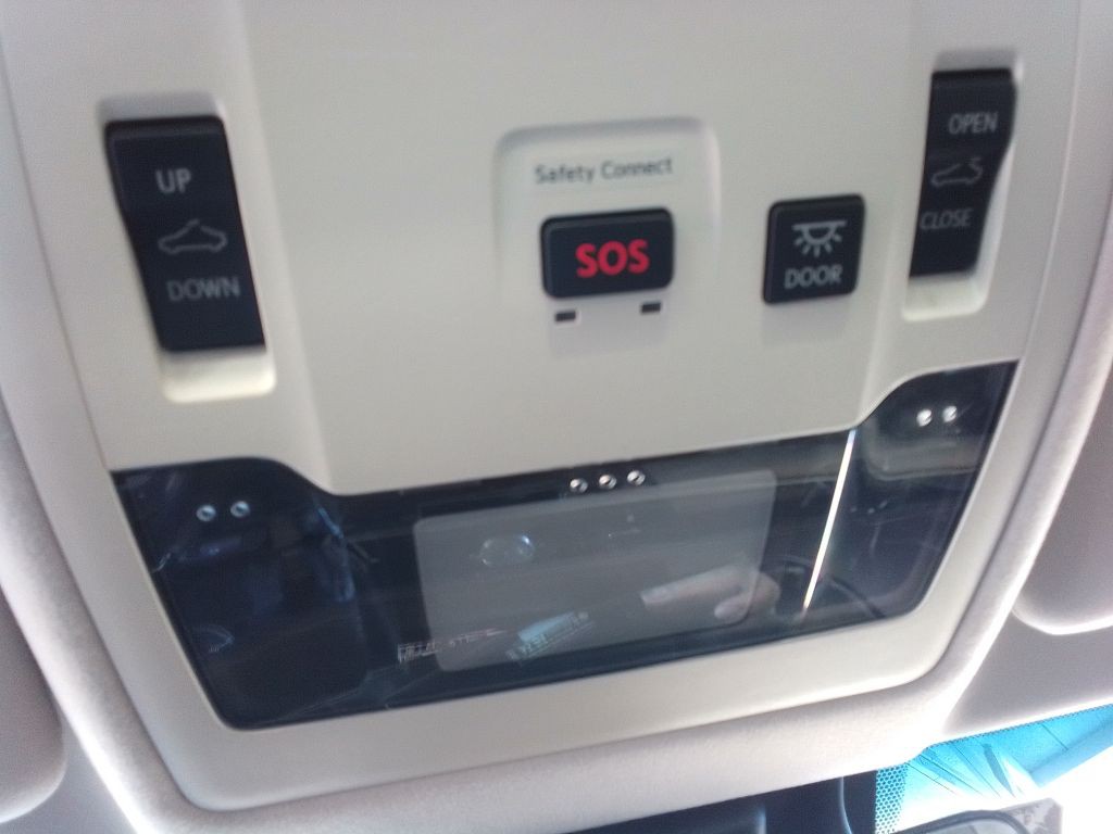 2016 Lexus ES Image 16