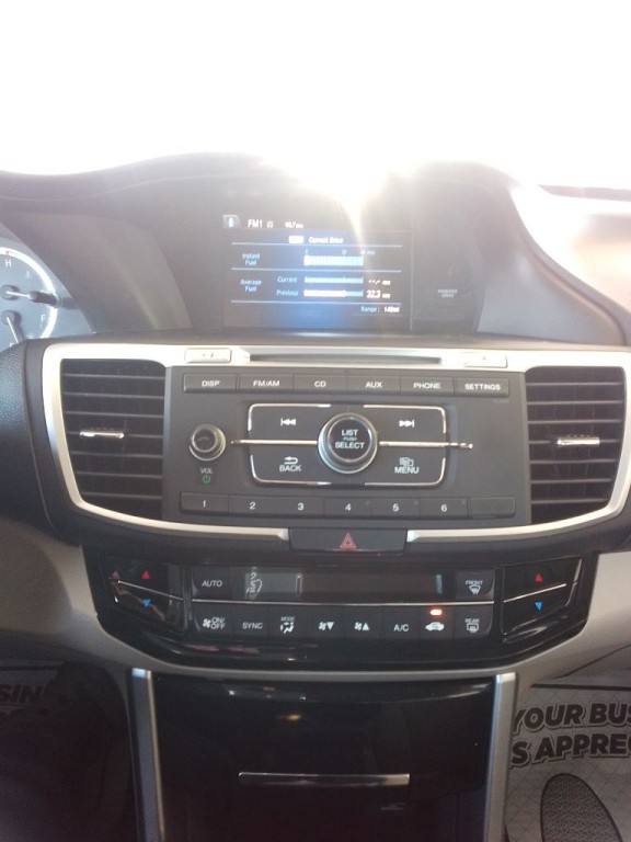 2017 Honda Accord Image 9