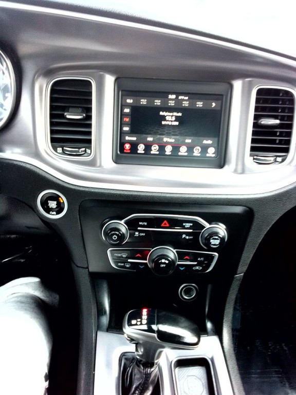 2021 Dodge Charger Image 8