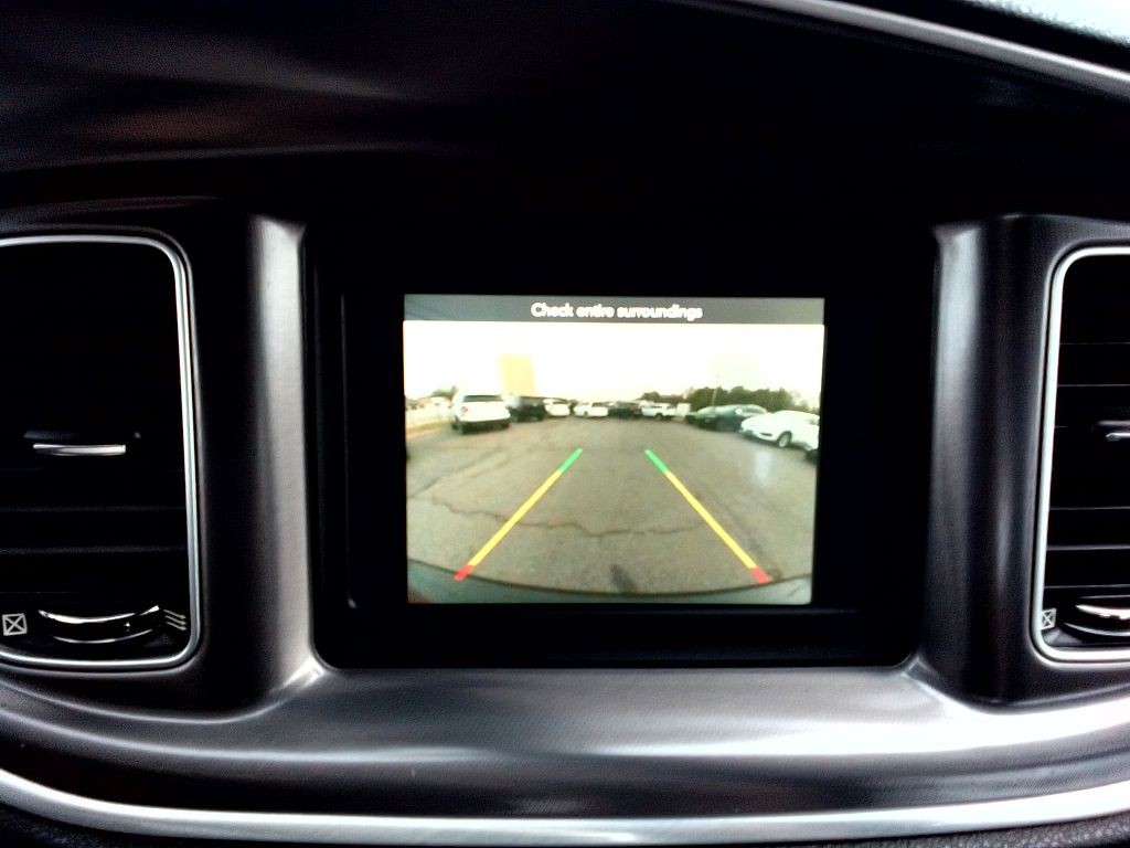 2021 Dodge Charger Image 10