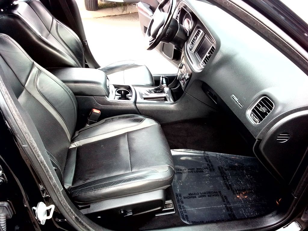 2021 Dodge Charger Image 14