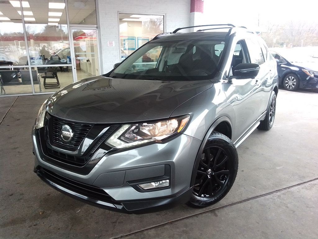 2018 Nissan Rogue Image 1