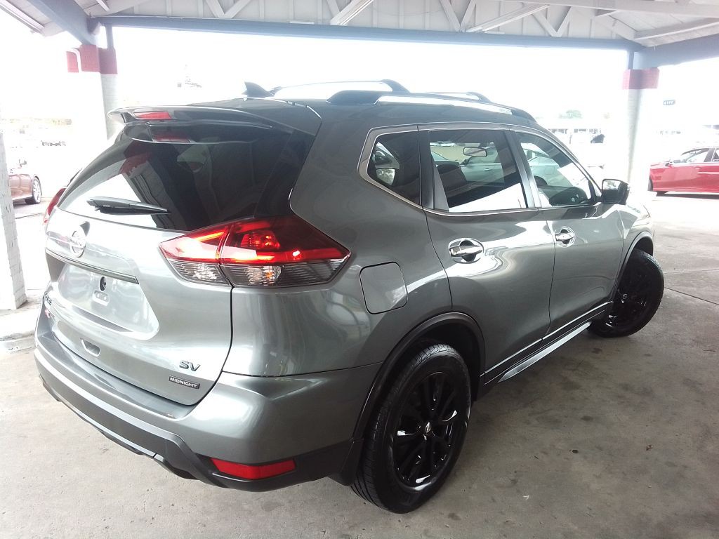 2018 Nissan Rogue Image 5