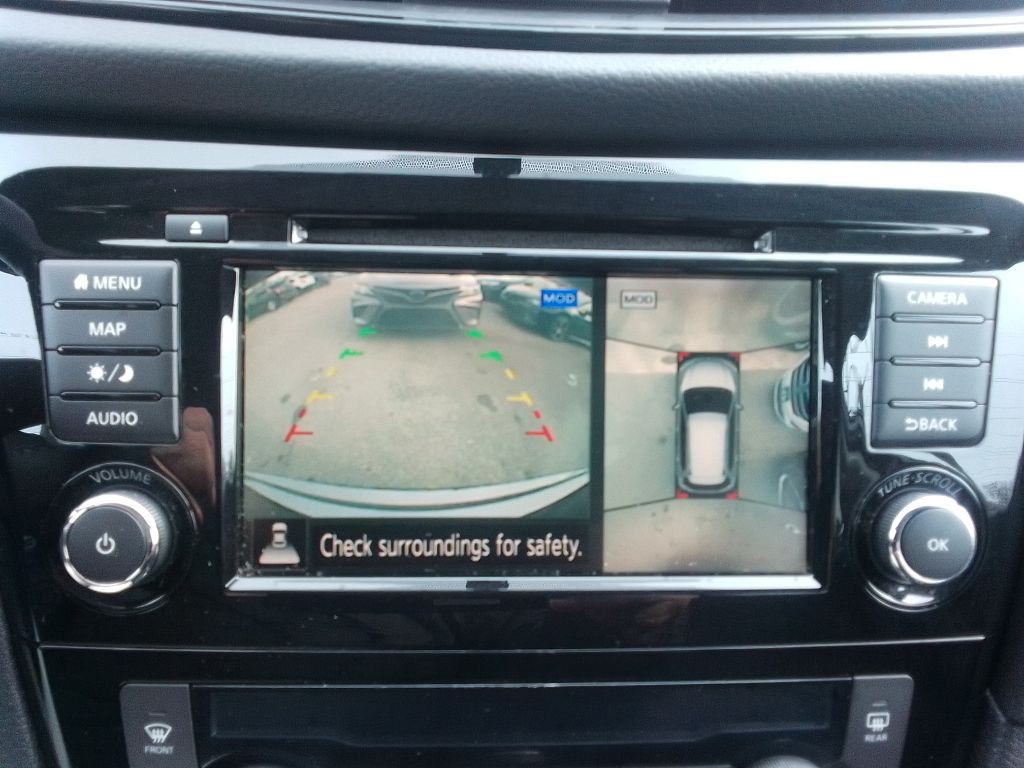 2018 Nissan Rogue Image 11