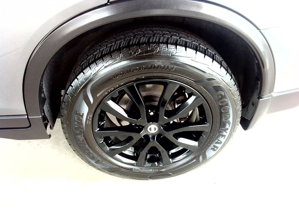 2018 Nissan Rogue Image 23