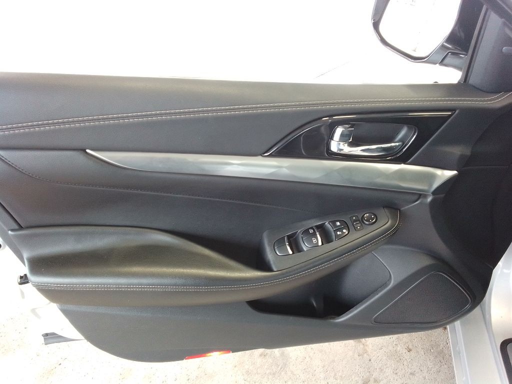 2020 Nissan Maxima Image 18