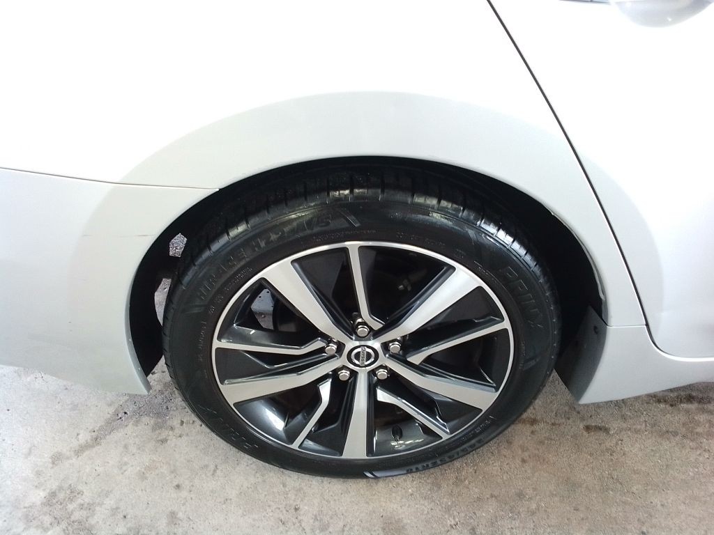 2020 Nissan Maxima Image 25