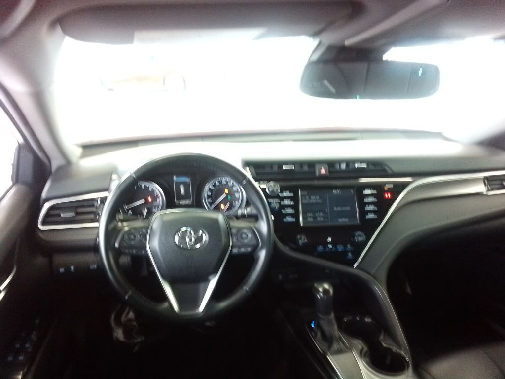 2018 Toyota Camry Image 7