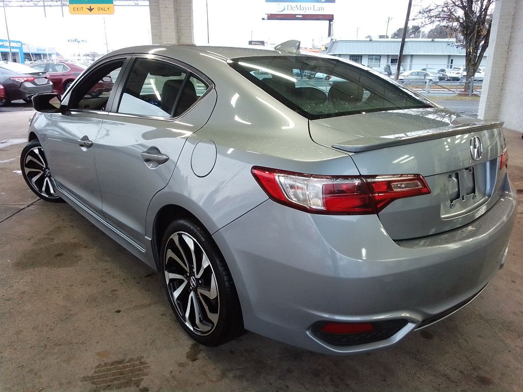 2016 Acura ILX Image 4