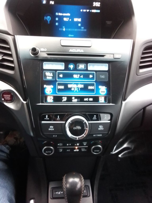 2016 Acura ILX Image 9