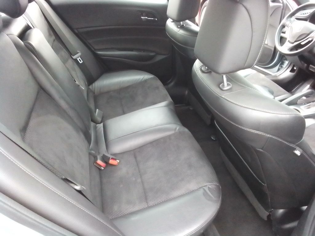 2016 Acura ILX Image 19