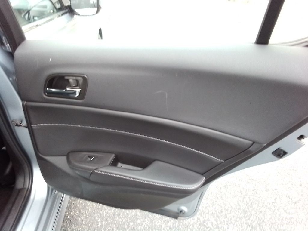 2016 Acura ILX Image 23