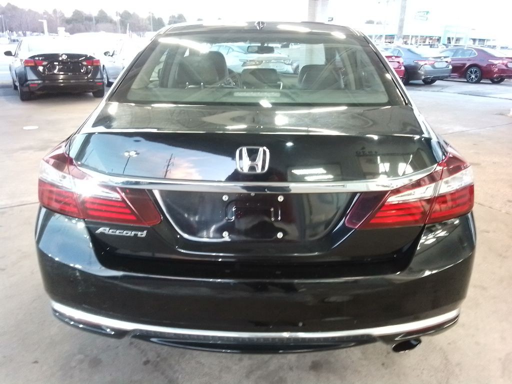 2016 Honda Accord Image 6