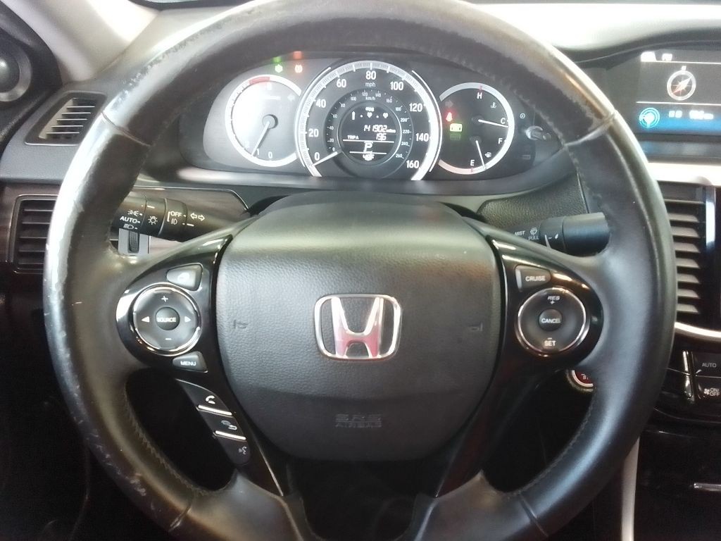 2016 Honda Accord Image 7
