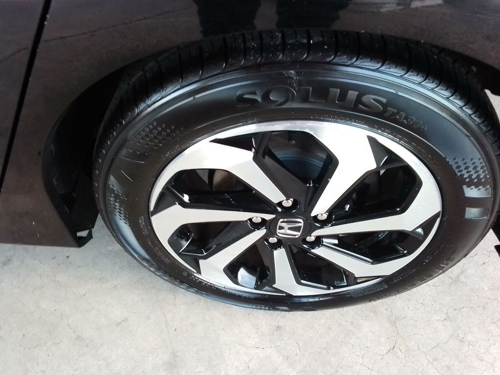 2016 Honda Accord Image 25