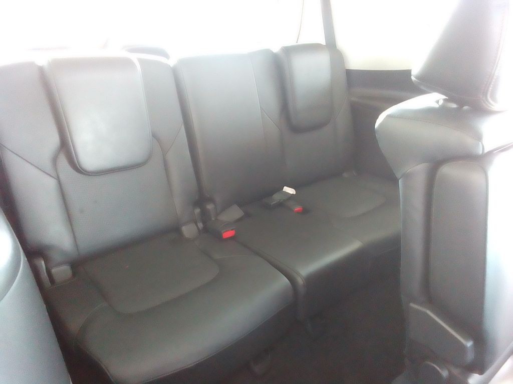 2019 Nissan Armada Image 22