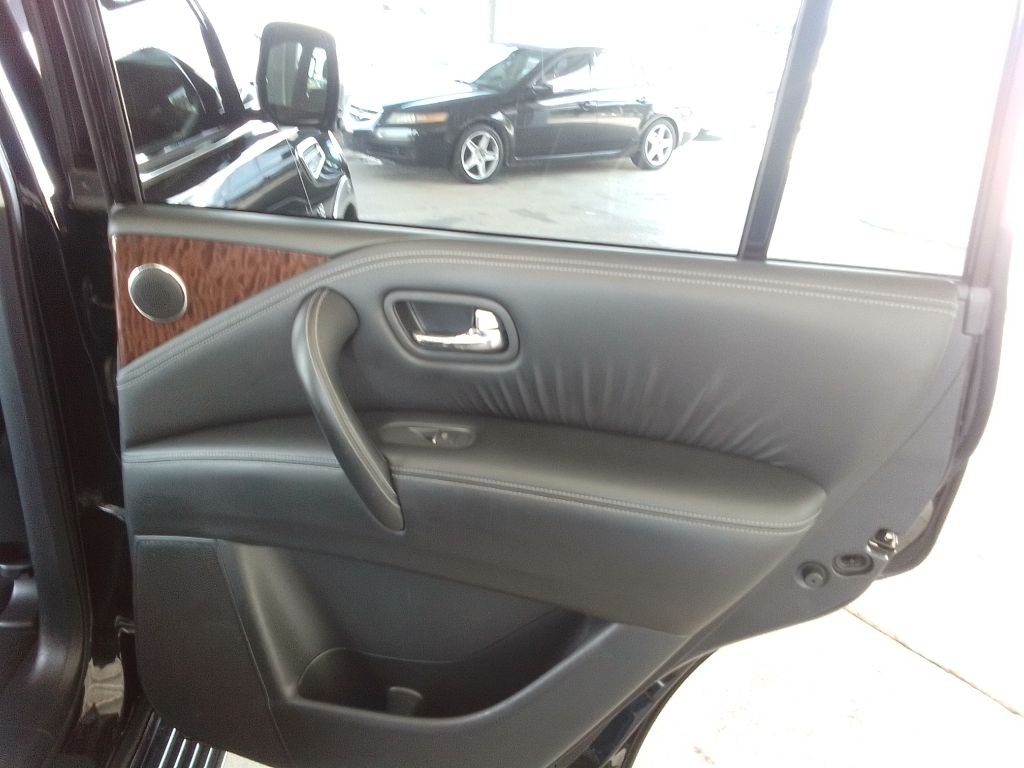 2019 Nissan Armada Image 27